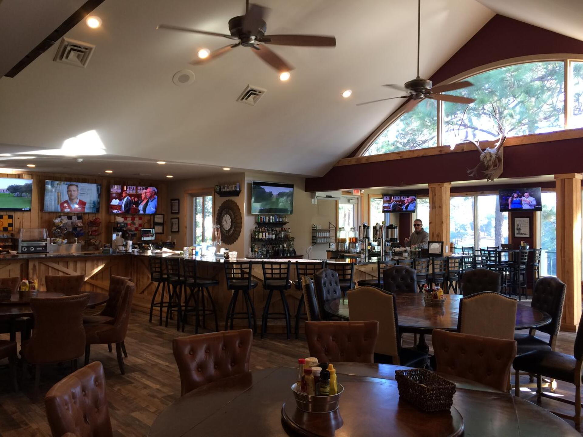 clubhouse (Photo submitted by MikeBaileyGolf on 10/23/2017)