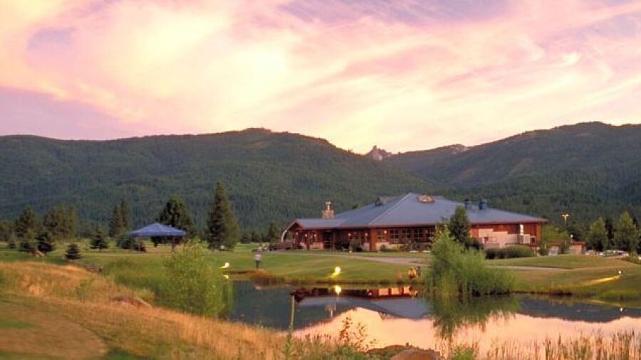 Mount Shasta R: clubhouse