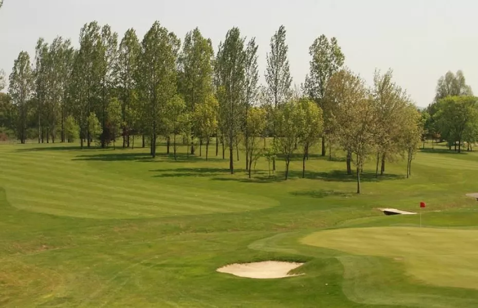 Radlett Park GC: #18