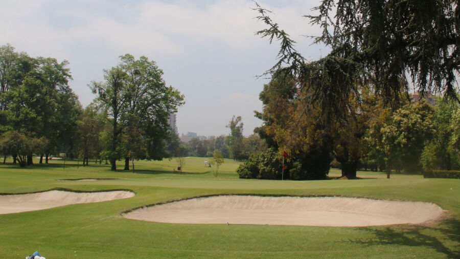 Los Leones GC