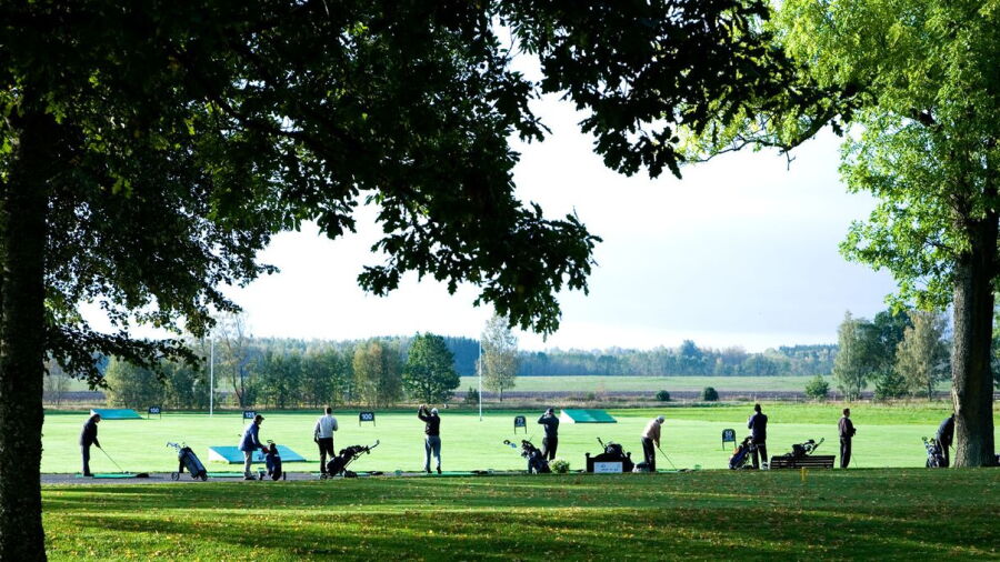 Knistad GCC: Driving range