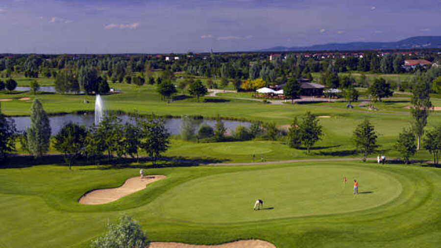 St. Leon-Rot Betriebsgesellschaft GC – Rot: #18