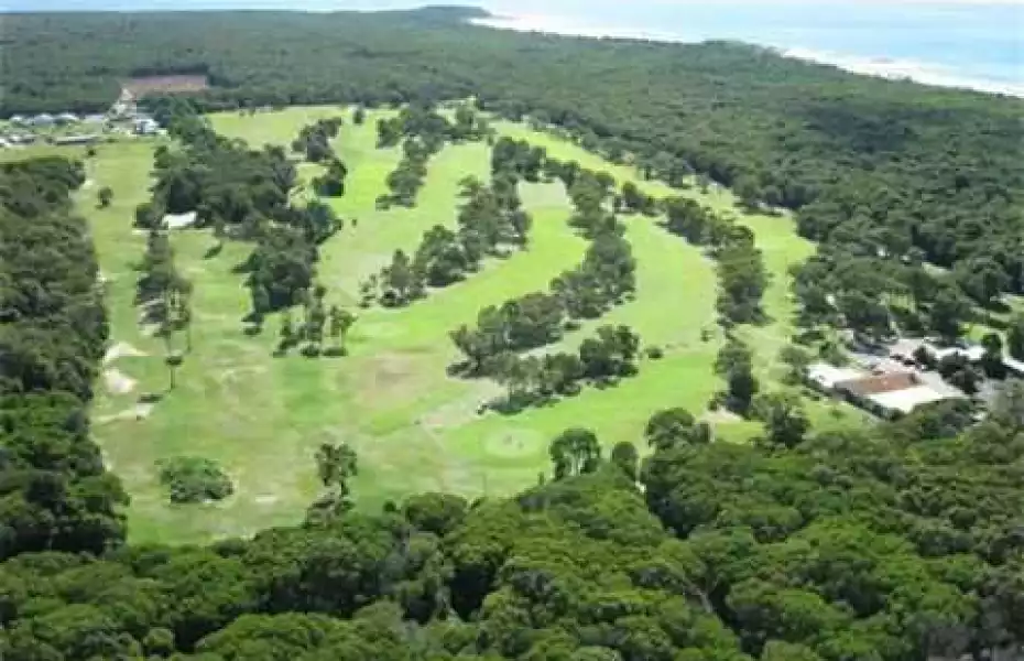 Iluka GC: Aerial view