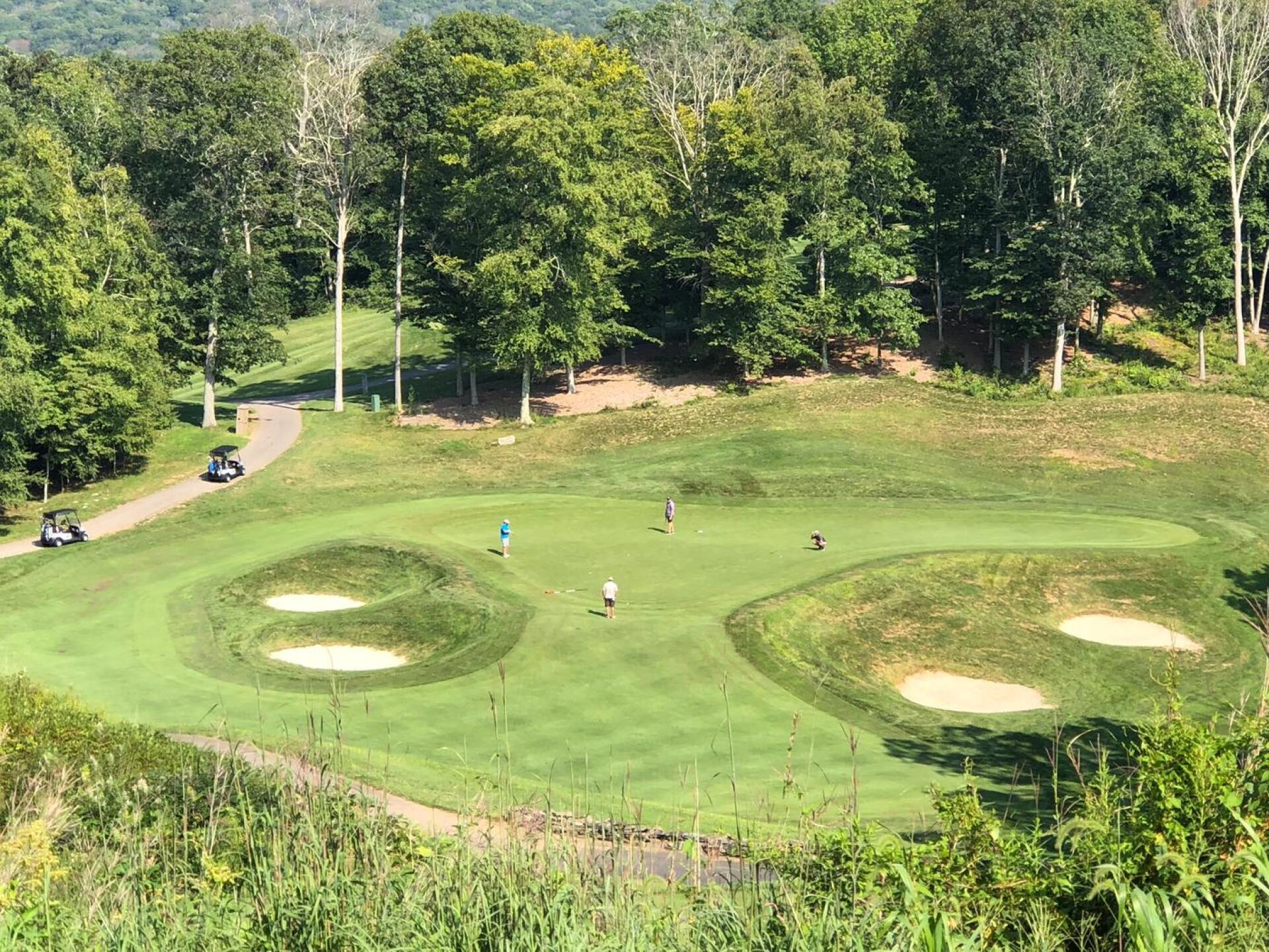 Beautiful par 3 (Photo submitted by u613199631 on 08/25/2018)
