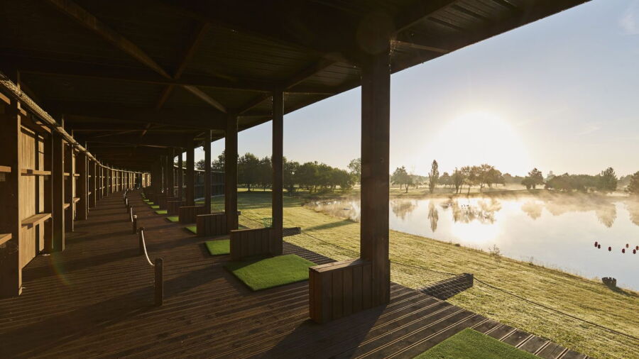 Bordeaux-Lac GC: Driving range
