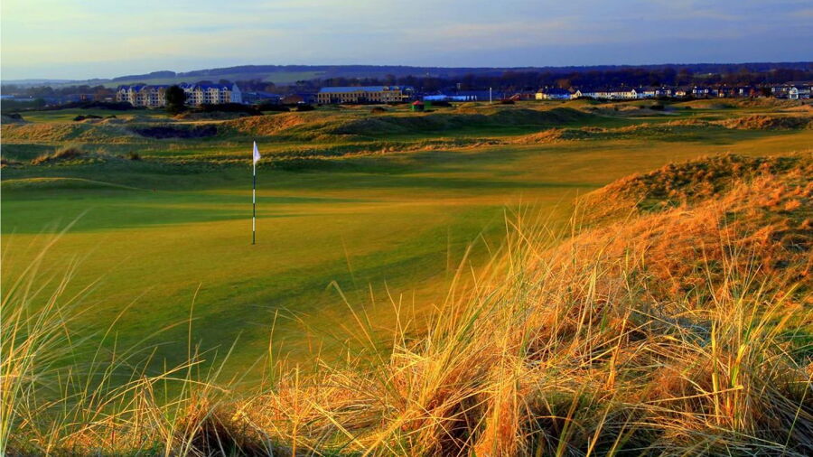 Carnoustie Golf Links - Buddon Links: #1