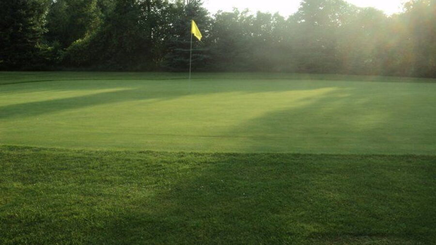 Summer Breeze Par 3
