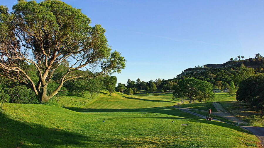 Chalk Mountain GC