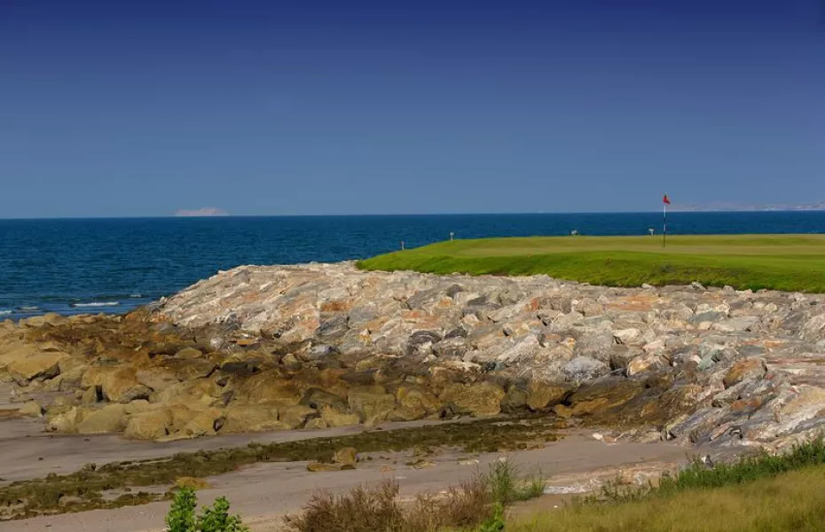 Almouj Golf at The Wave - Signature: #4