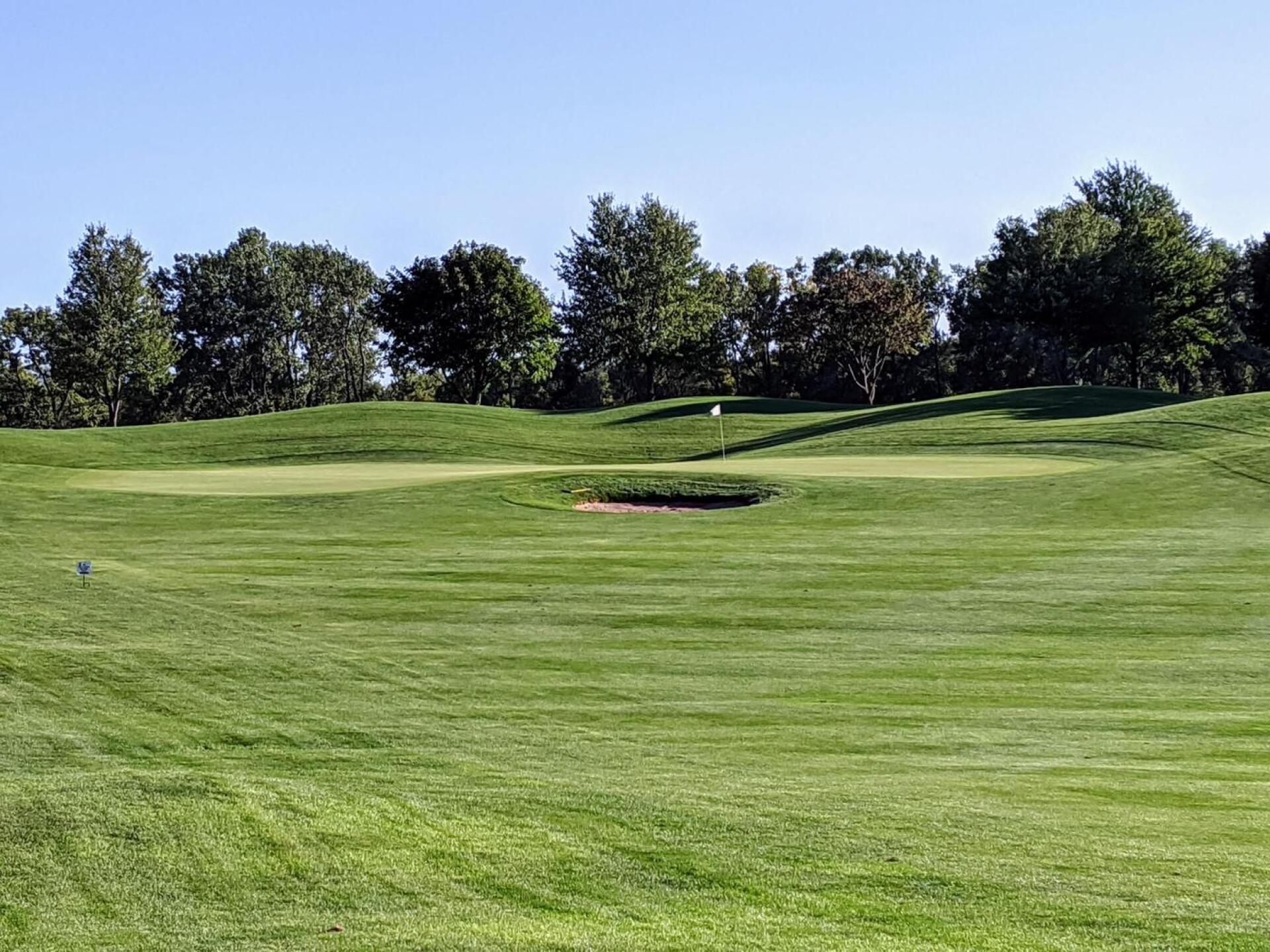 Hole 18 - one of the coolest green complexes on the course (Photo submitted by GolferJake78 on 08/16/2020)