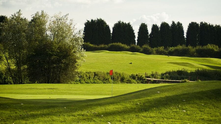 Ravenmeadow Golf Centre - 9th Hole