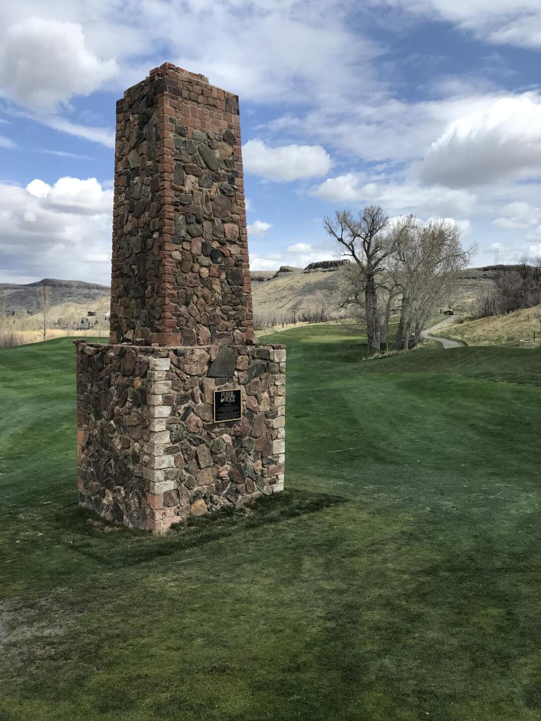 Hole 1 - Chimney (Photo submitted by lcbgolf on 04/27/2022)