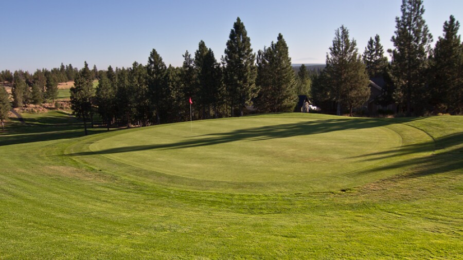 Awbrey Glen Golf Club - fifth green