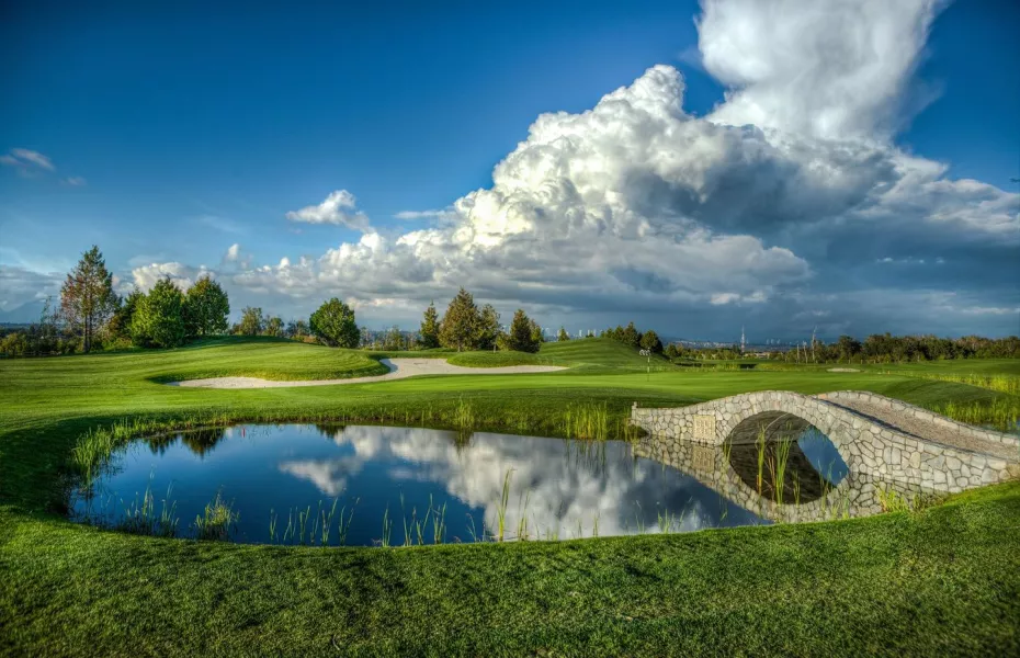 Savage Creek GC & Driving Range