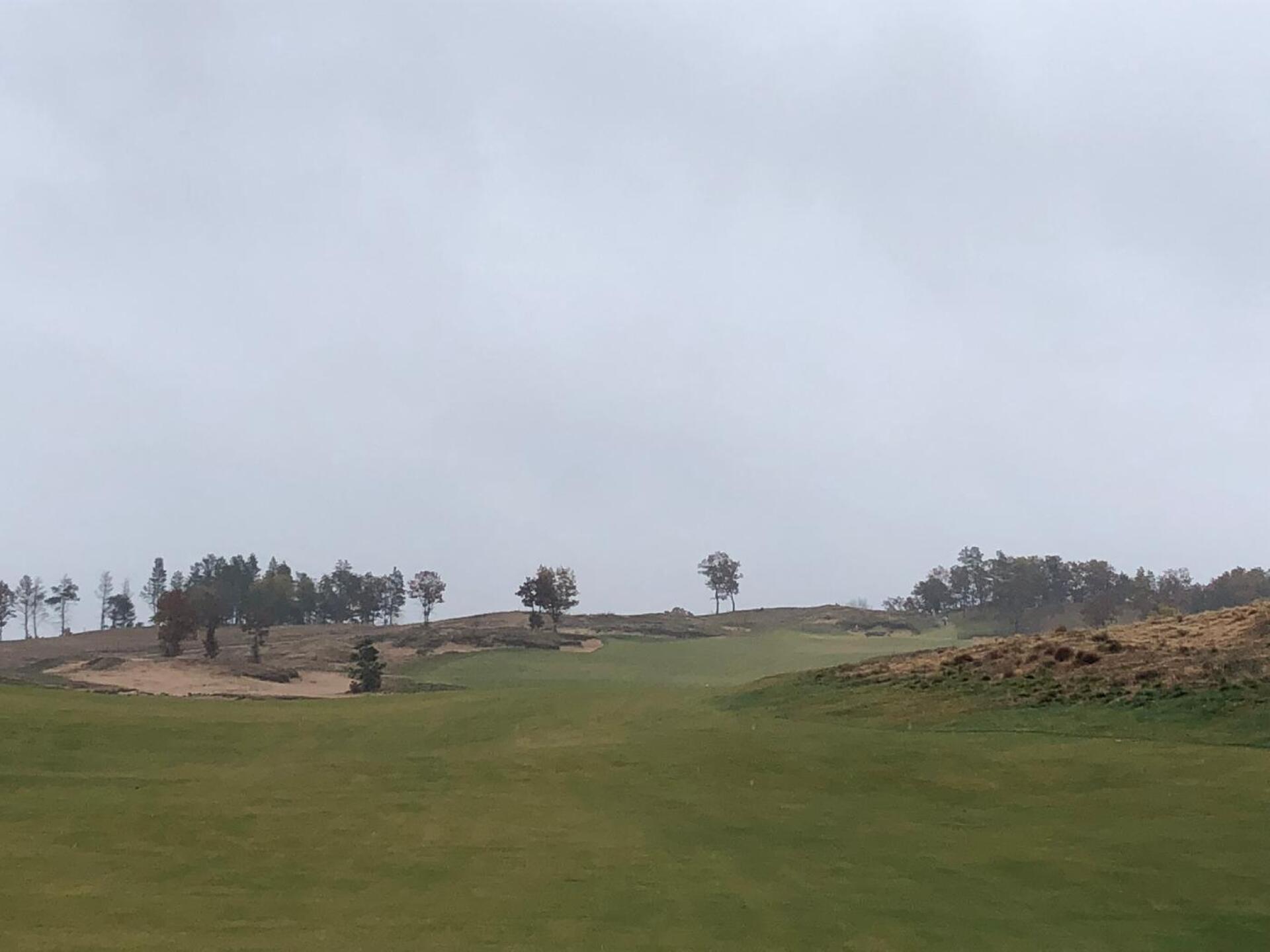 Hole 4 - Par 5 (Photo submitted by BryanTweed16 on 10/30/2018)
