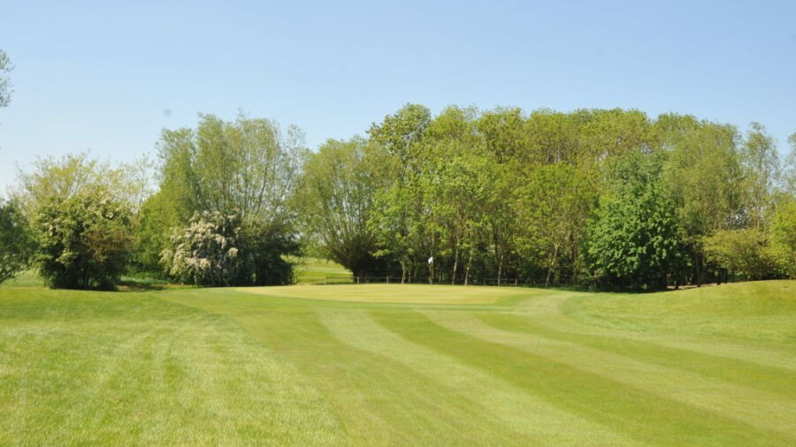 12th at Witney Lakes