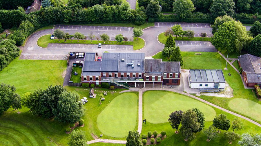 Windmill Hill GC: Putting green