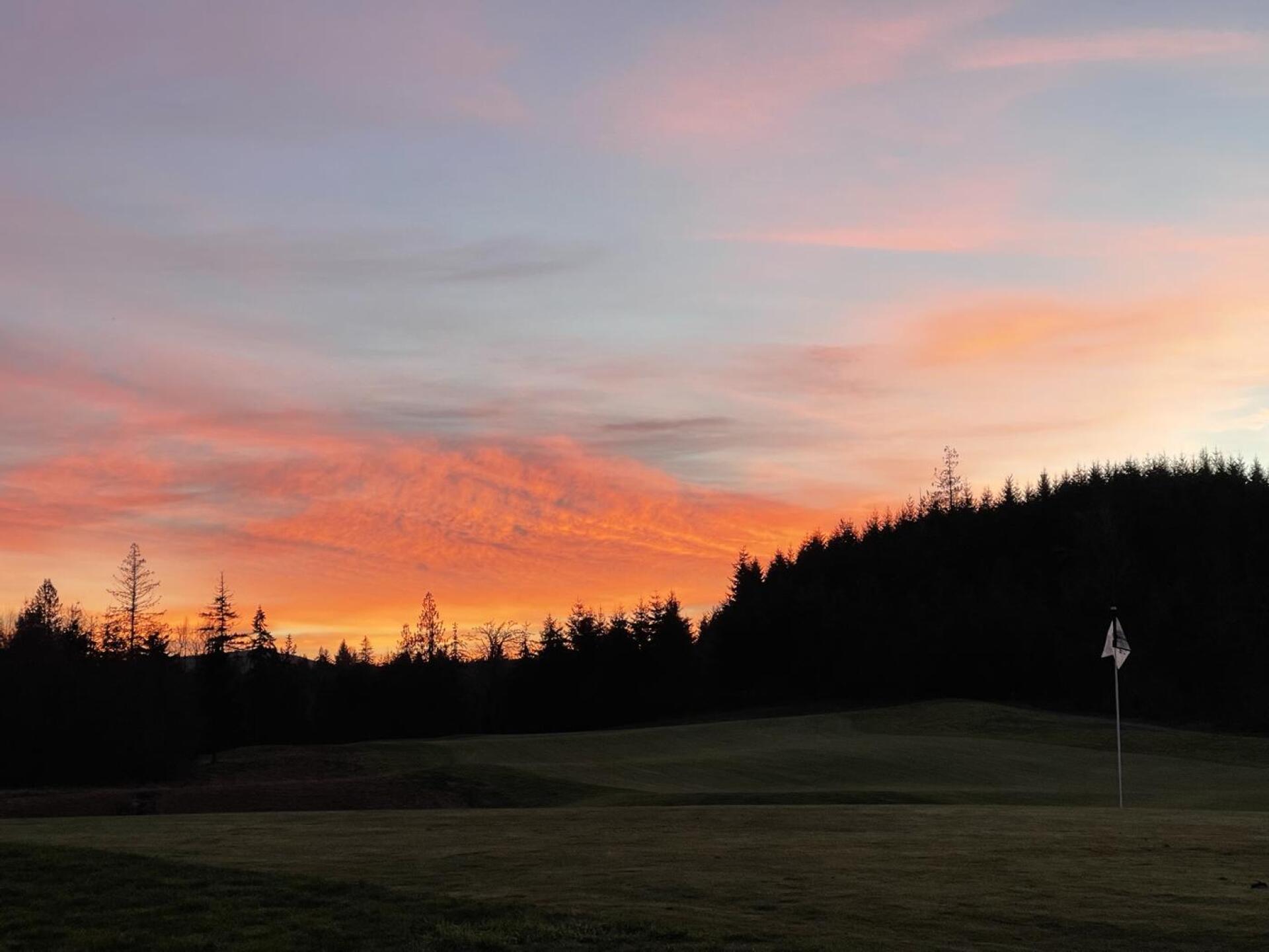 (Photo submitted by mauisurf on 02/11/2022)