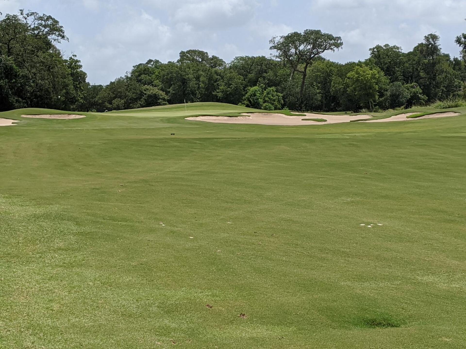 Hole 18 - a very challenging par 4 finisher to end your round. (Photo submitted by GolferJake78 on 07/15/2020)