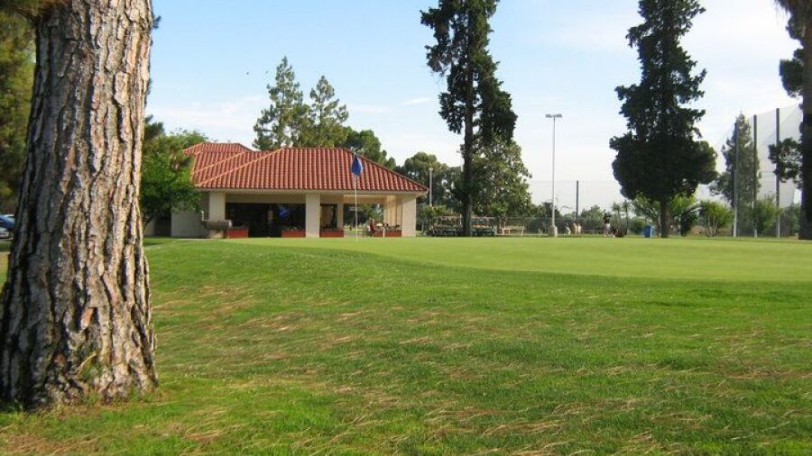 Airways GC: Clubhouse