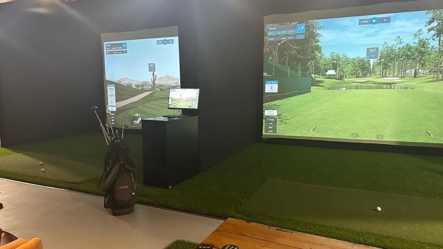 Club Twirl Golf Lounge