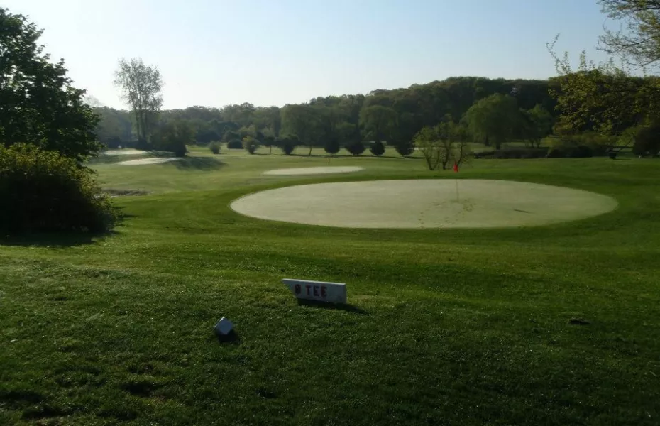 Sandy Pond Par 3 GC: #8