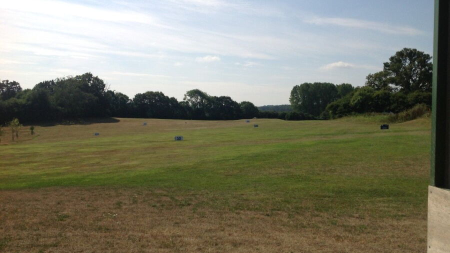 Hamptworth GC: The driving range