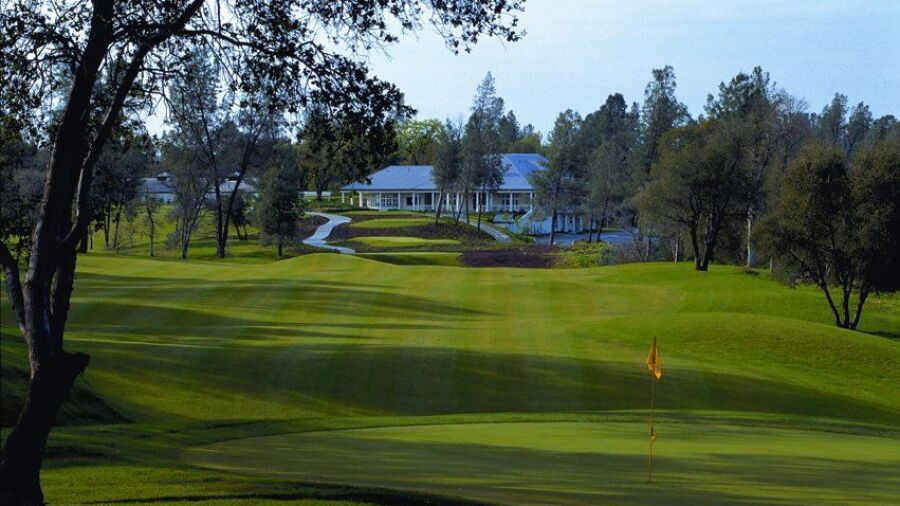 Tierra Oaks GC: clubhouse