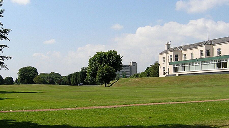 Knock GC: the clubhouse