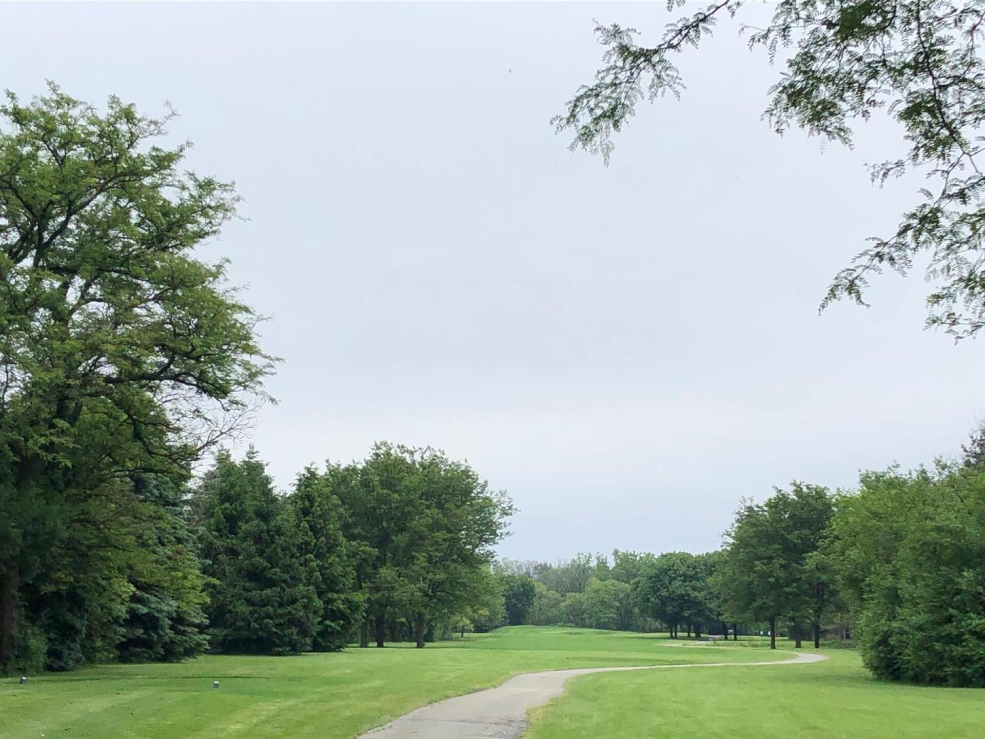 Deerfield Golf Club in Riverwoods, Illinois, USA | GolfPass