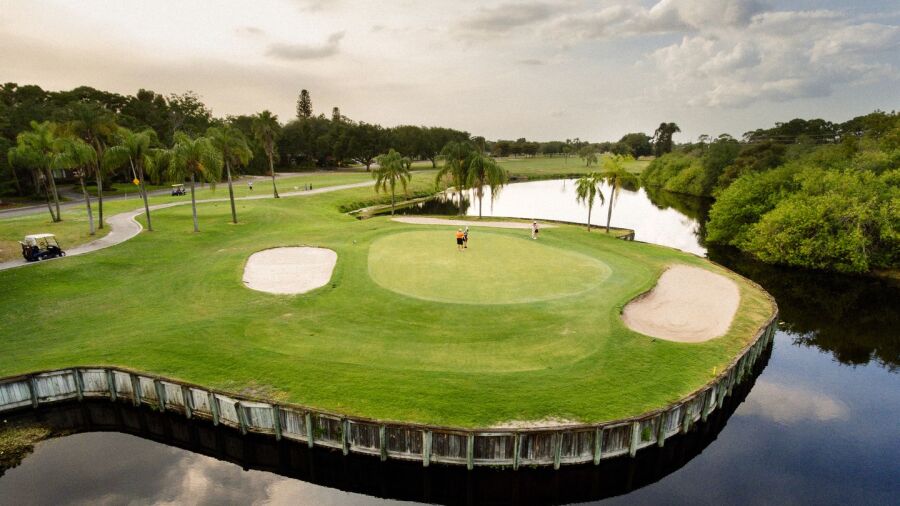 St. Petersburg CC: #17