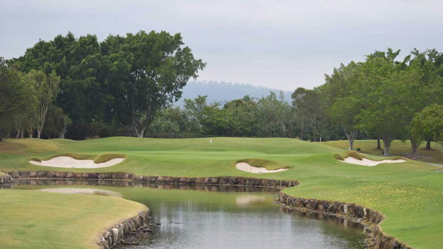 Royal Pines Gold 7th hole