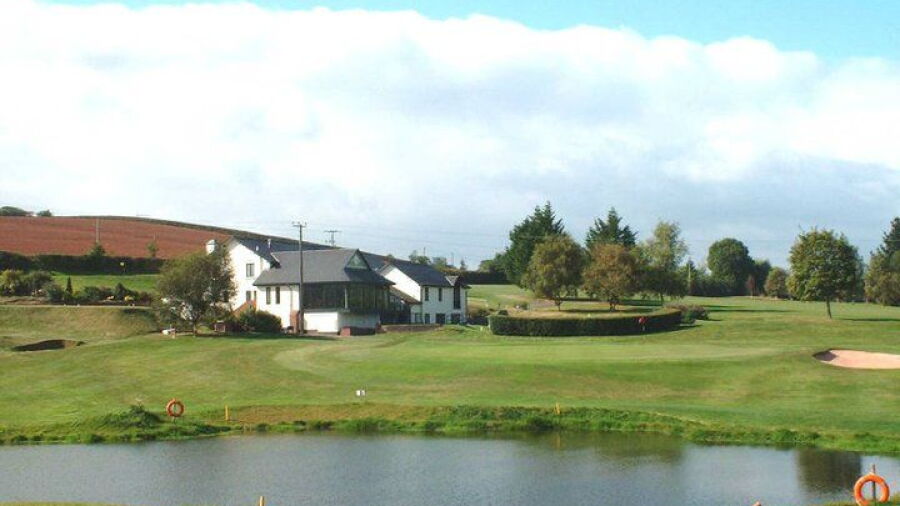 Downes Crediton GC: Clubhouse