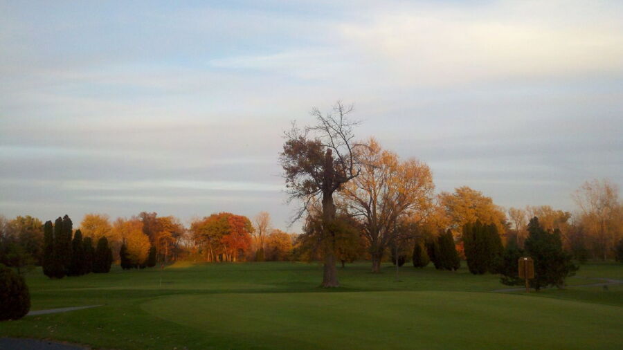 Spuyten Duyval GC: Fall Colors