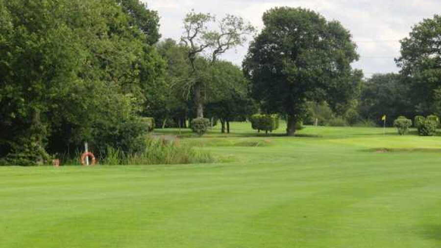 Sandfield GC & Driving Range