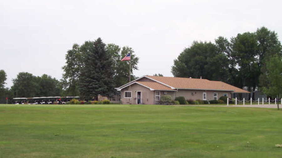 Mayville GC: Clubhouse