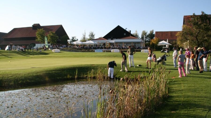 Schoenbuch GC: Clubhosue