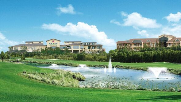 Booyoung CC: Clubhouse