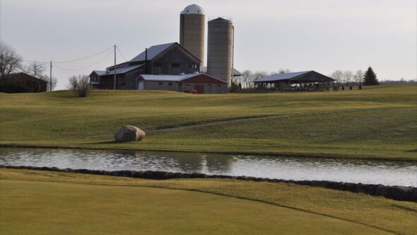 Country Meadows GC: Clubhouse