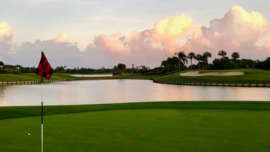 South at Hunters Run GC: #13