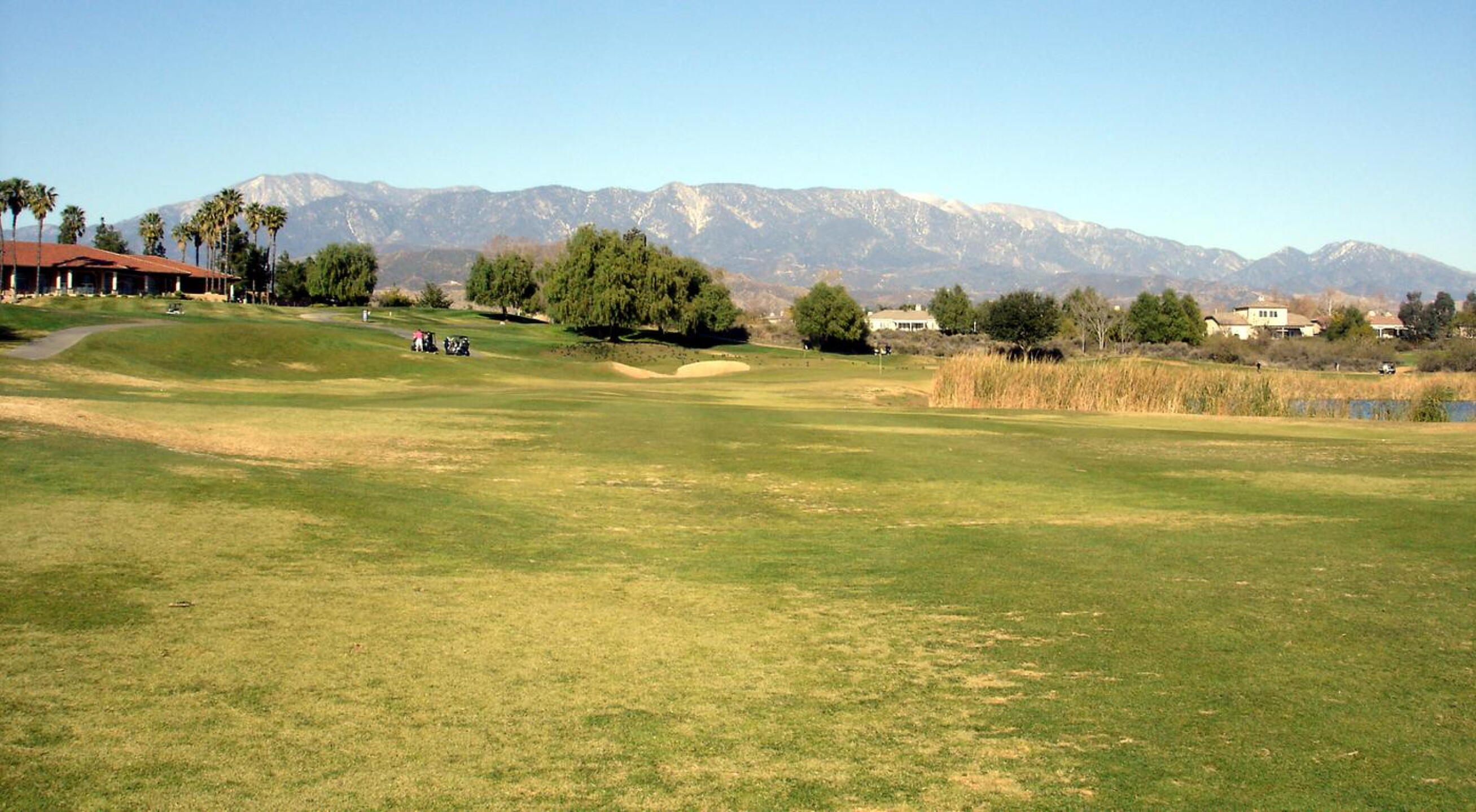 Tukwet Canyon, Legends Course, Hole 18, Par 4, 465 yds (Photo submitted by DYakimec on 03/18/2018)
