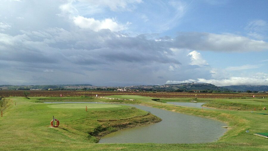 Golf Village - Pitch & Putt
