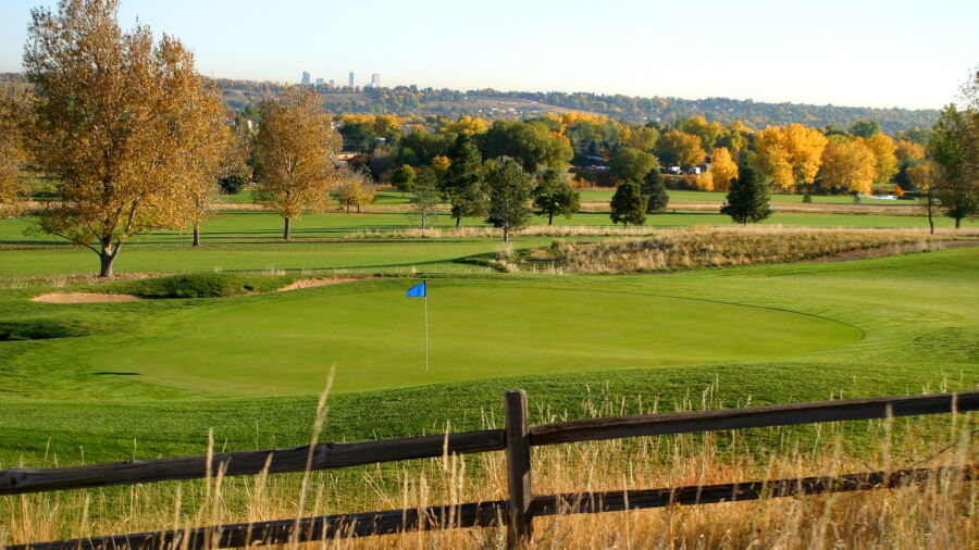 Foothills Par-3