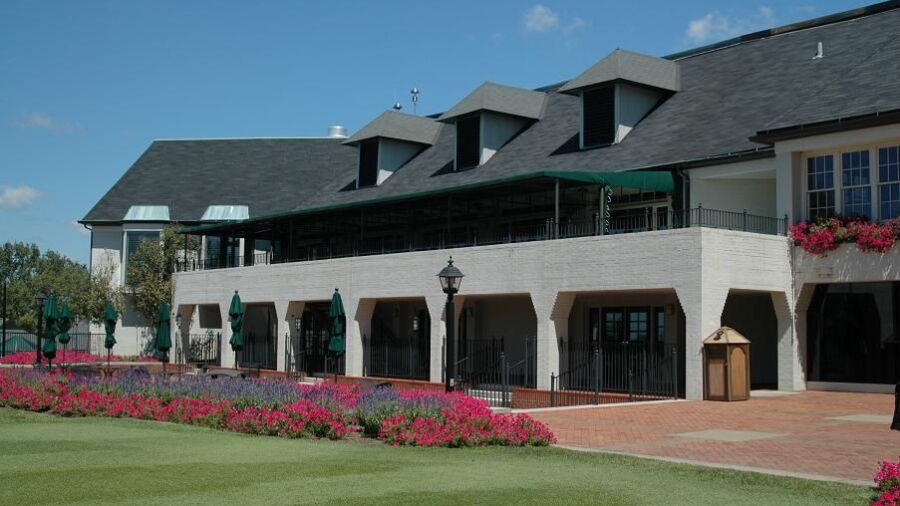 Evansville CC: Clubhouse