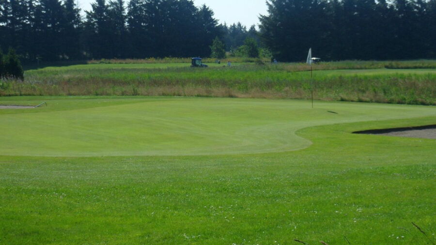 Hirtshals GC - 18 Hole: #16