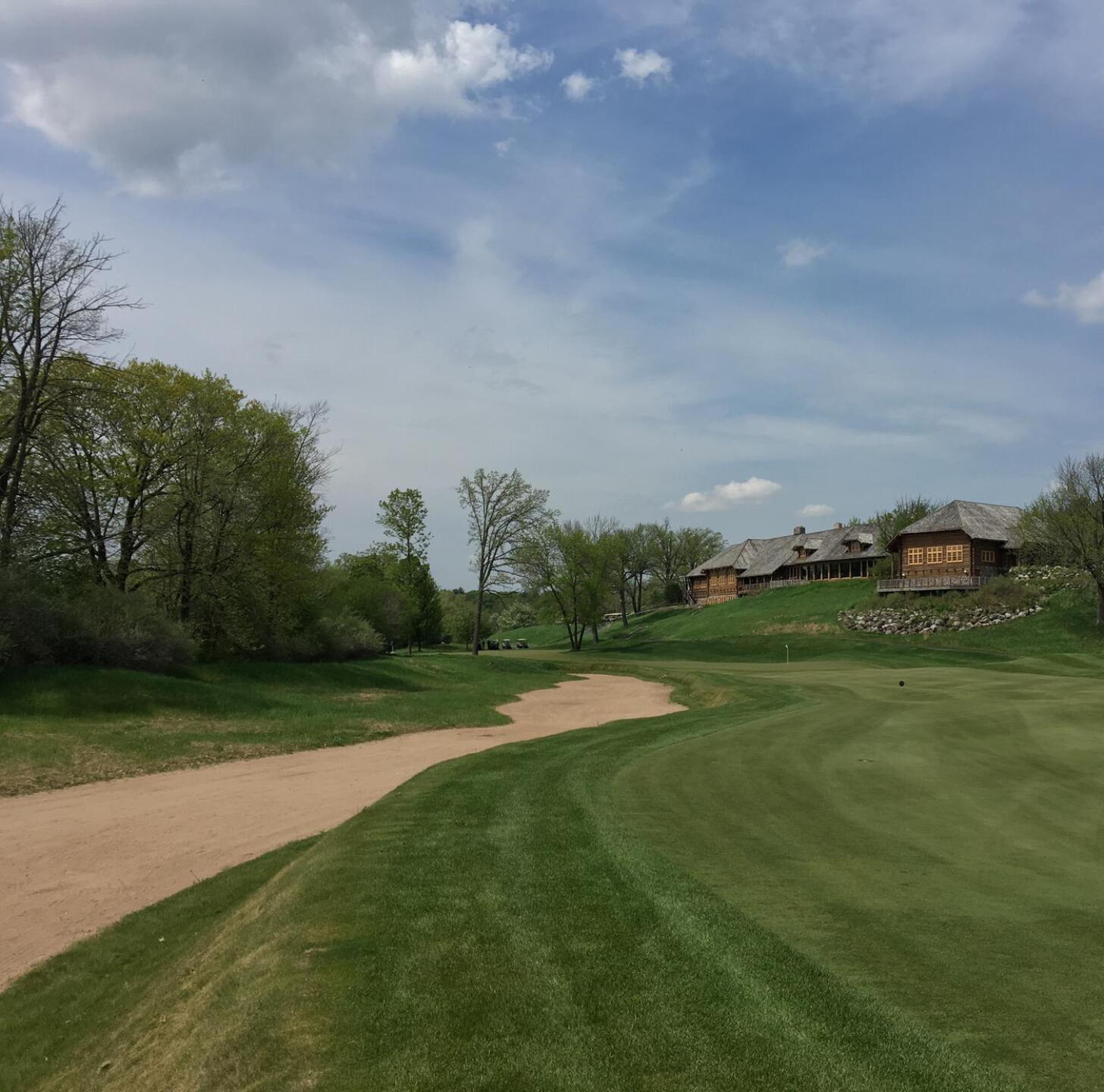 Approach view on par-4 18th hole (Photo submitted by BrandonWebb on 05/29/2018)