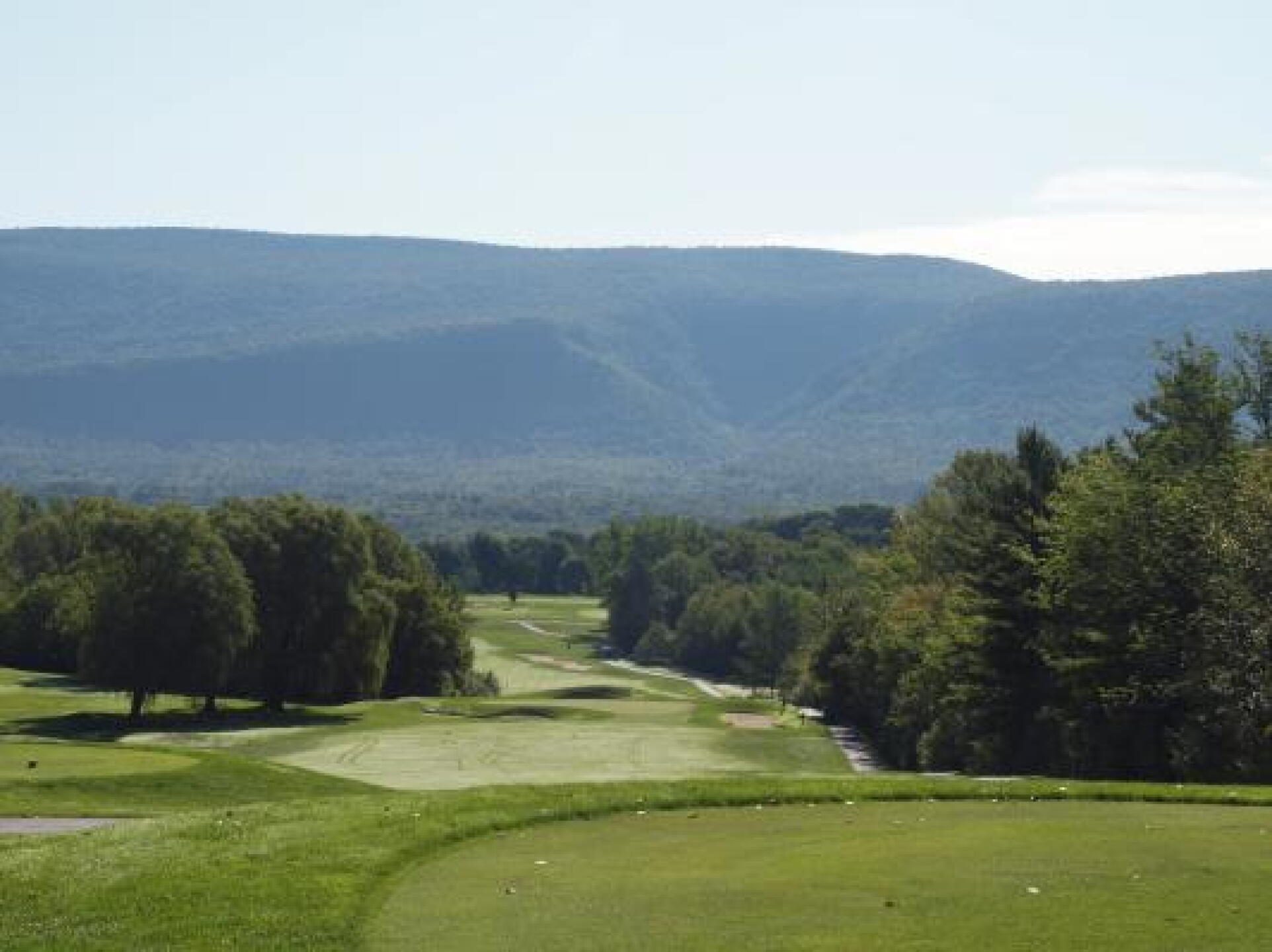 Hole #1 (Photo submitted by cowac8777 on 10/07/2012)