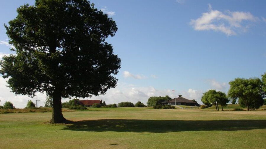 Garon Park GC: Clubhouse