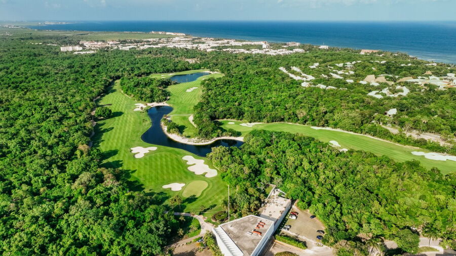 Gran Coyote Golf: Aerial