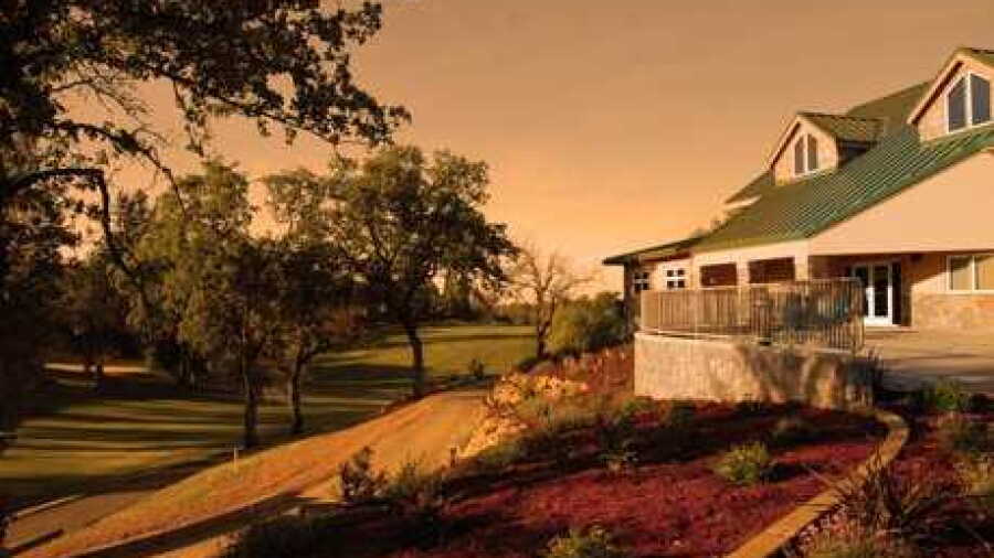 Gold Hills CC: clubhouse